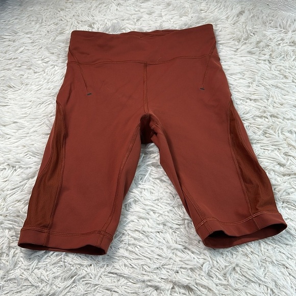 Lululemon Everlux and Mesh High-Rise Short 10" Dark Terracotta - Picture 1 of 6